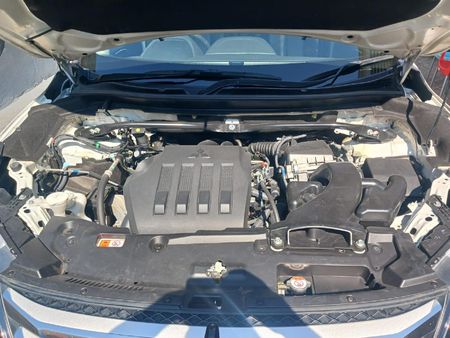 2021-Mitsubishi-Eclipse-Cross-15T-GLS-Auto_10