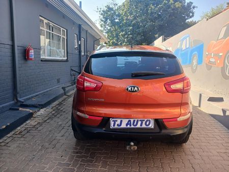 2014-Kia-Sportage-20-Auto_4