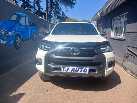 2021-Toyota-Hilux-28-GD-6-Raised-Body-Legend-4x4-Auto-Double-Cab_1
