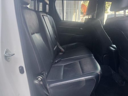 2021-Toyota-Hilux-28-GD-6-Raised-Body-Legend-4x4-Auto-Double-Cab_7