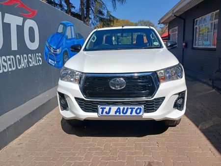 2018-Toyota-Hilux-24-GD-6-Raised-Body-SRX-Single-Cab_1