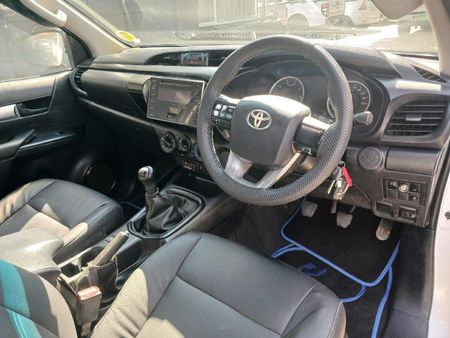 2018-Toyota-Hilux-24-GD-6-Raised-Body-SRX-Single-Cab_7