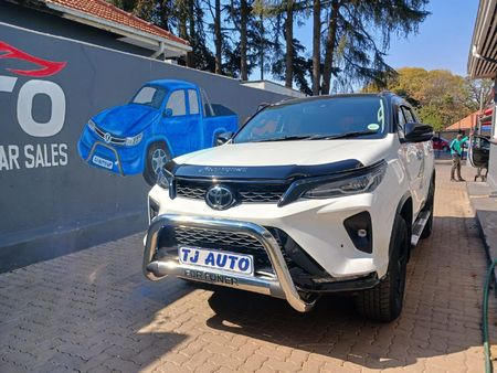 2020-Toyota-Fortuner-28-GD-6-4x4-VX-Auto_0