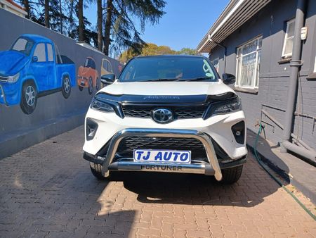 2020-Toyota-Fortuner-28-GD-6-4x4-VX-Auto_1