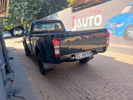 2021-Isuzu-D-Max-250-HO-Fleetise-Single-Cab_4