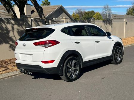 2016-Hyundai-Tucson-20-Premium-Auto_4