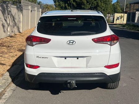 2016-Hyundai-Tucson-20-Premium-Auto_5