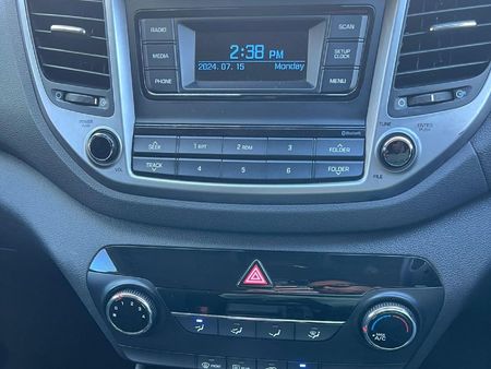 2016-Hyundai-Tucson-20-Premium-Auto_7