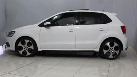 2012-Volkswagen-Polo-GTI-14-TSI-Auto_2