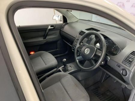 2003-Volkswagen-Polo-16-Comfortline_8