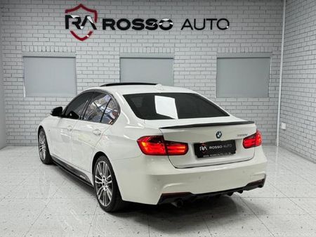 2015-BMW-3-Series-320i-M-Sport-Auto_3