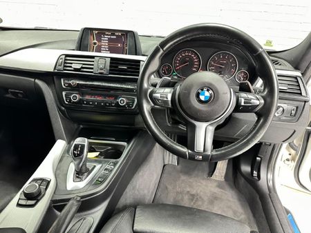 2015-BMW-3-Series-320i-M-Sport-Auto_7