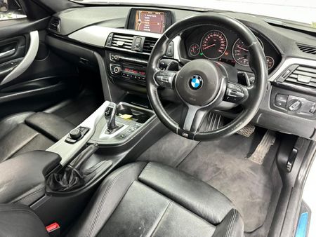 2015-BMW-3-Series-320i-M-Sport-Auto_8