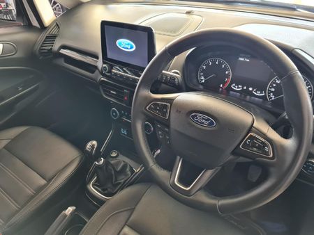2019-Ford-EcoSport-10-EcoBoost-Titanium_11