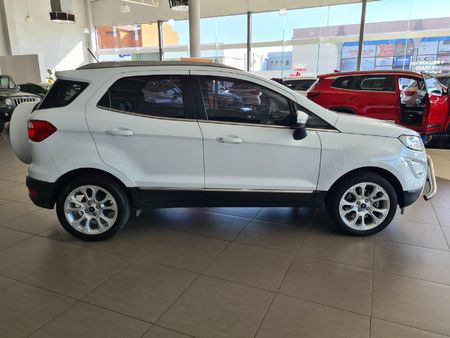 2019-Ford-EcoSport-10-EcoBoost-Titanium_7
