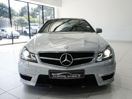 2014-Mercedes-AMG-C-Class-C63-AMG-Coupe_1