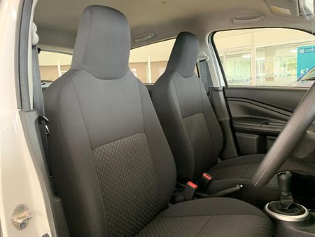 2026-Toyota-Vitz-10-XR-AMT_6