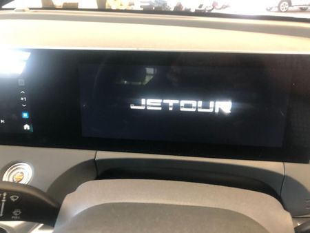 2024-Jetour-Dashing-15T-Deluxe_11
