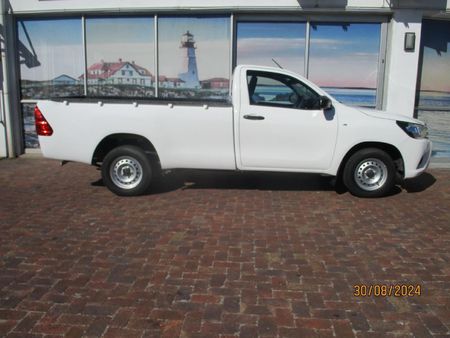 2018-Toyota-Hilux-20-VVTi-Single-Cab_5