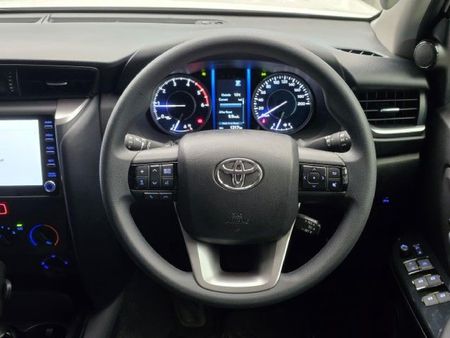 2024-Toyota-Fortuner-24-GD-6-4x4-Auto_9