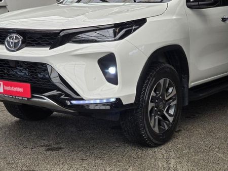 2024-Toyota-Fortuner-24-GD-6-4x4-Auto_12