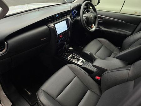 2024-Toyota-Fortuner-24-GD-6-4x4-Auto_15