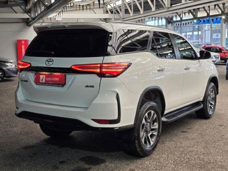 2024-Toyota-Fortuner-24-GD-6-4x4-Auto_3
