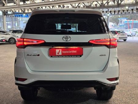 2024-Toyota-Fortuner-24-GD-6-4x4-Auto_4