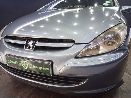 2004-Peugeot-307-CC-20_13