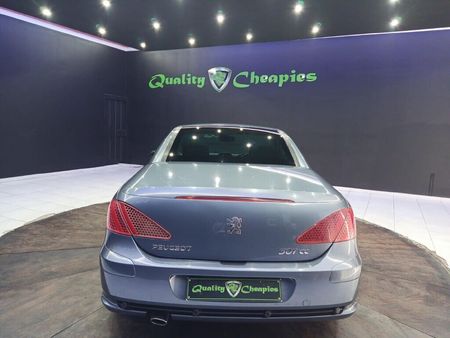 2004-Peugeot-307-CC-20_5