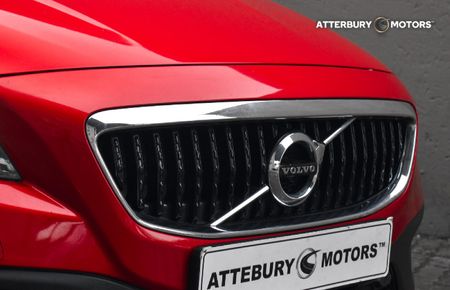 2019-Volvo-V40-CC-D3-Momentum-Auto_16