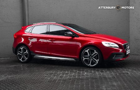 2019-Volvo-V40-CC-D3-Momentum-Auto_2