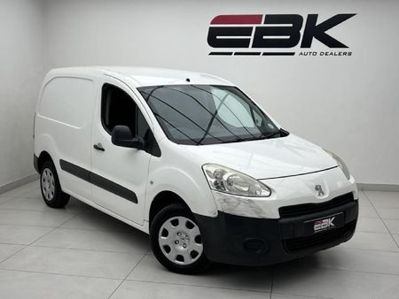 2015-Peugeot-Partner-16-66kW-Panel-Van_0