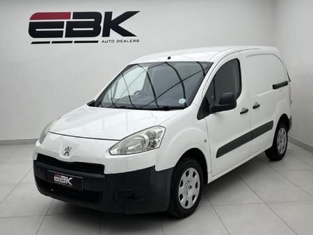 2015-Peugeot-Partner-16-66kW-Panel-Van_2