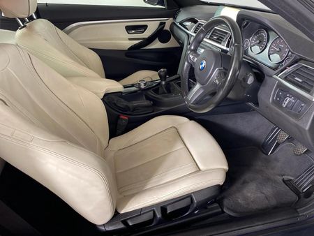2019-BMW-4-Series-420i-Coupe_7