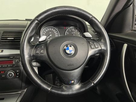 2009-BMW-1-Series-135i-Coupe-M-Sport-Auto_8