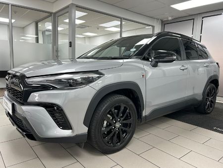 2023-Toyota-Corolla-Cross-18-GR-S_2