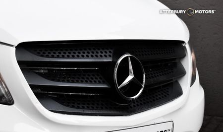 2018-Mercedes-Benz-Vito-116-22-CDI-Tourer-Pro_16