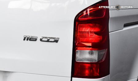 2018-Mercedes-Benz-Vito-116-22-CDI-Tourer-Pro_17