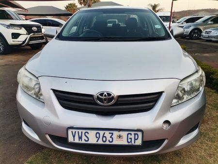 2010-Toyota-Corolla-16-Professional_1