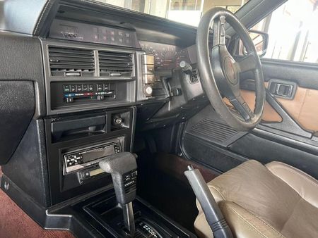 1989-Nissan-Skyline-30-SGLi-Auto_8