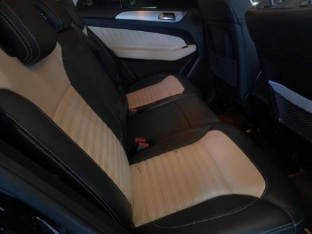 2017-Mercedes-Benz-GLE-350d-4Matic_14