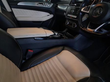 2017-Mercedes-Benz-GLE-350d-4Matic_15