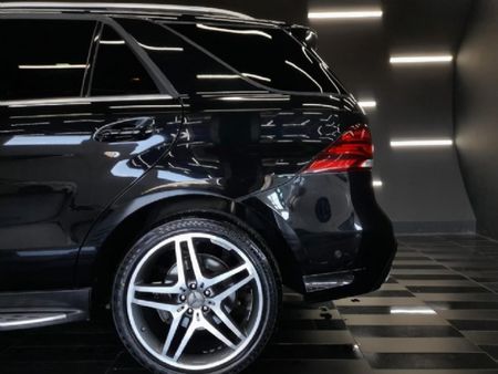 2017-Mercedes-Benz-GLE-350d-4Matic_25