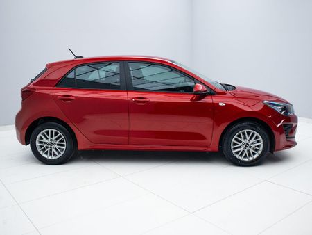 2022-Kia-Rio-12-LS-5-dr_3