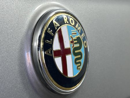 2012-Alfa-Romeo-159-1750-TBi-Ti_11