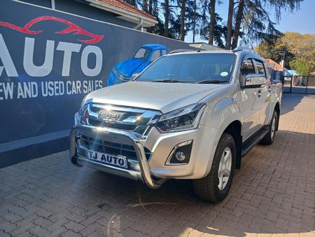 2015-Isuzu-KB-300-D-Teq-LX-4x4-Double-Cab_0