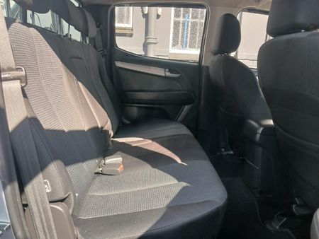 2015-Isuzu-KB-300-D-Teq-LX-4x4-Double-Cab_10