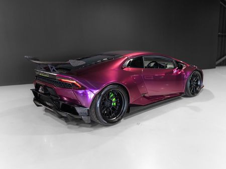 2017-Lamborghini-Huracan-LP610-4_12