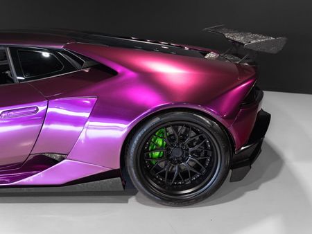 2017-Lamborghini-Huracan-LP610-4_22